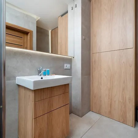 Apartment Graniczna Deluxe Lodz